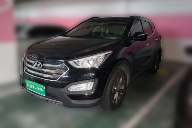 Used Hyundai Santa Fe 2013 2.4L Automatic Two-Wheel Drive Smart Version