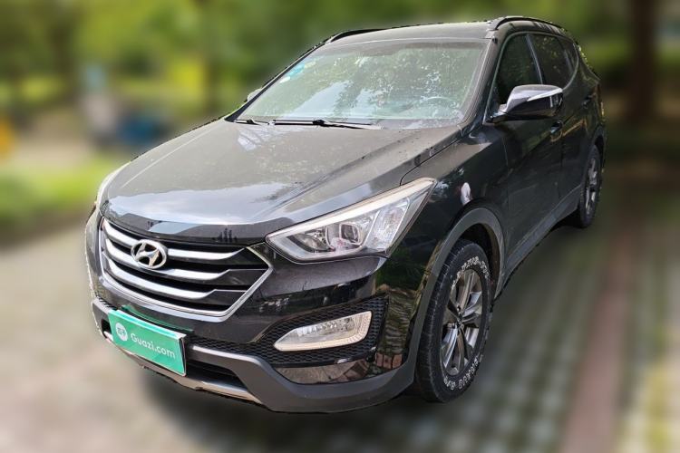 Used Hyundai Santa Fe 2013 2.4L Manual Two-Wheel Drive Comfort Version Guazi used car, China used car export, Used car for sale, Used cars, Cheapest cars for sale