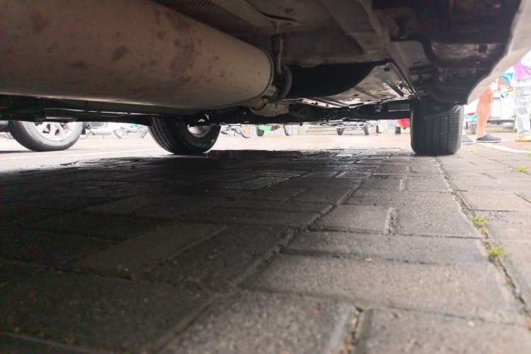 Used Hyundai Santa Fe 2013 2.4L Automatic Two-Wheel Drive Smart Version Chassis Rear Right