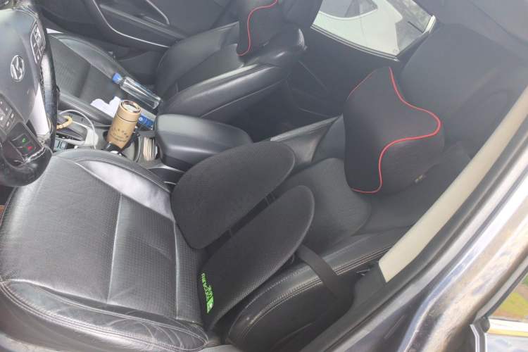Used Hyundai Santa Fe 2013 2.4L Automatic Two-Wheel Drive Smart Version Left Front Seat