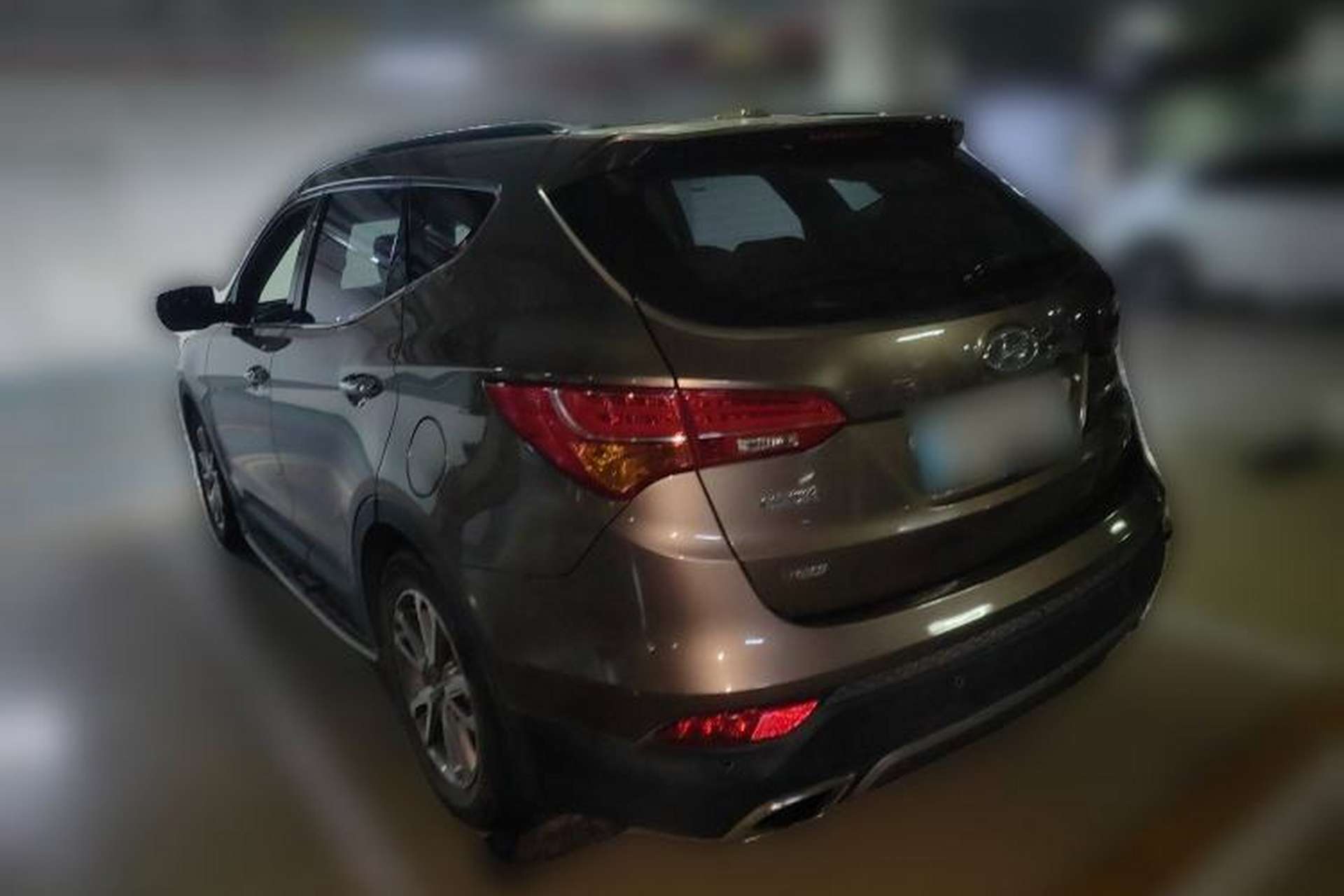 Used Hyundai Santa Fe 2013 Revised Version 2.0T Automatic All-Wheel Drive Top-Tier Trim Rear Left 45 Deg
