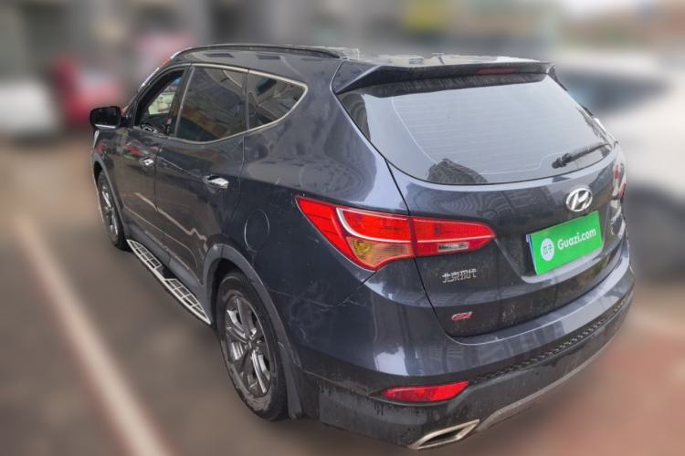Used Hyundai Santa Fe 2013 2.4L Automatic Two-Wheel Drive Smart Version Rear Left 45 Deg