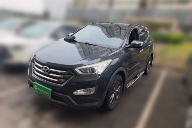 Used Hyundai Santa Fe 2013 2.4L Automatic Two-Wheel Drive Smart Version