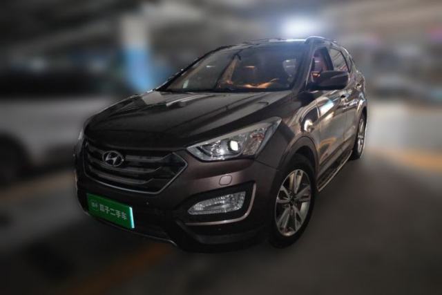 Used Hyundai Santa Fe 2013 2.0T Automatic All-Wheel Drive Top Trim