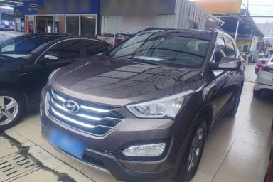 Used Hyundai Santa Fe 2013 2.4L Automatic Two-Wheel Drive Smart Version