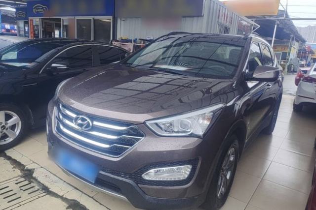 Used Hyundai Santa Fe 2013 2.4L Automatic Two-Wheel Drive Smart Version