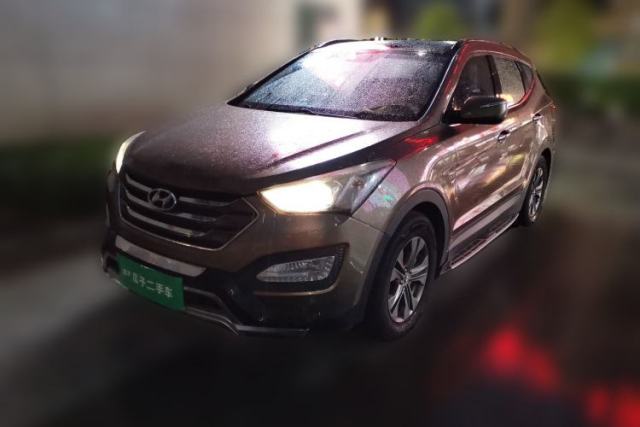 Used Hyundai Santa Fe 2013 2.4L Automatic Two-Wheel Drive Smart Version