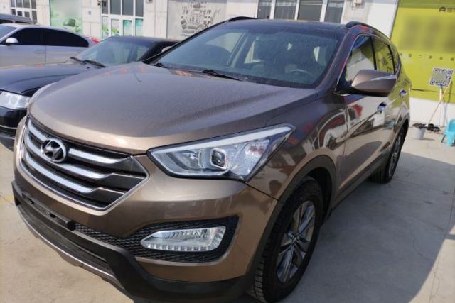 Used Hyundai Santa Fe 2013 2.4L Automatic Two-Wheel Drive Smart Version