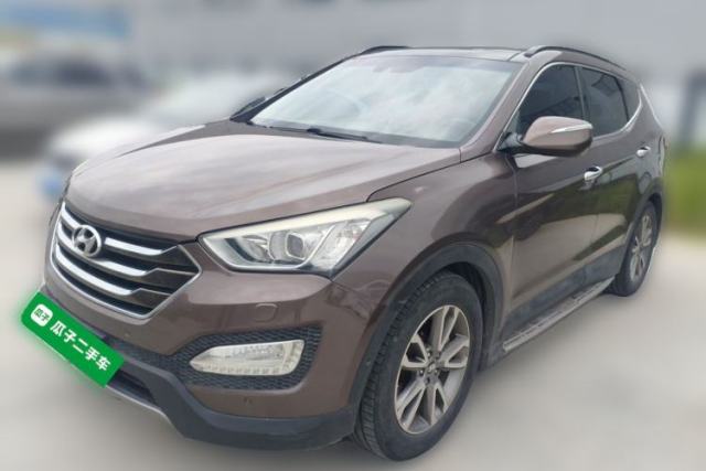Used Hyundai Santa Fe 2013 2.0T Automatic All-Wheel Drive Top Trim