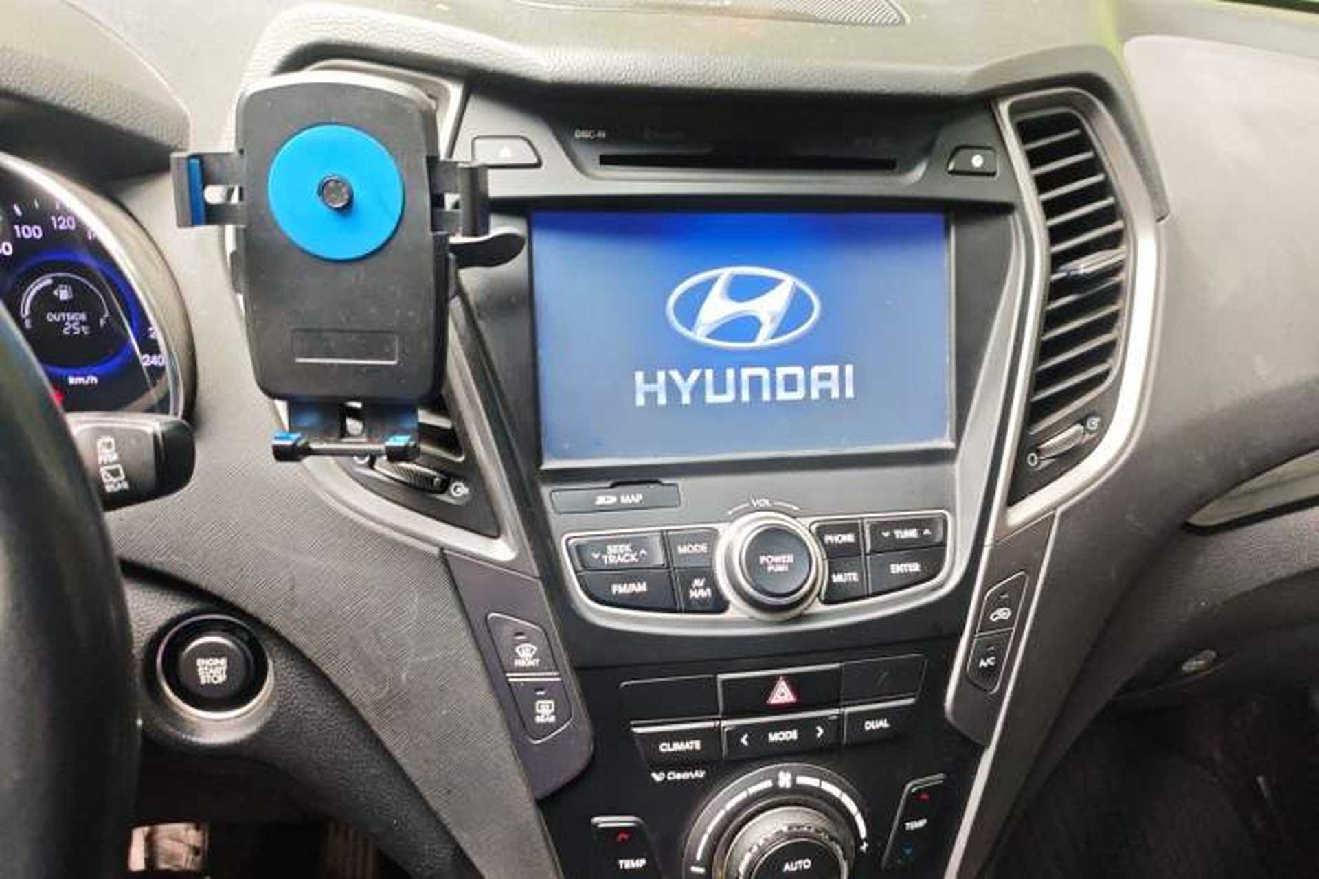 Used Hyundai Santa Fe 2013 Revised Version 2.4L Automatic All-Wheel Drive Smart Type Audio And AC Panel