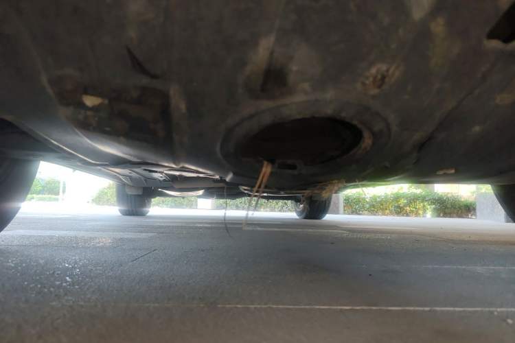 Used Hyundai Santa Fe 2013 2.4L Automatic Two-Wheel Drive Smart Version Chassis Front