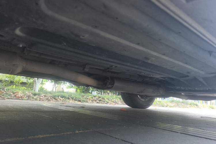 Used Hyundai Santa Fe 2013 2.4L Automatic Two-Wheel Drive Smart Version Chassis Front Left