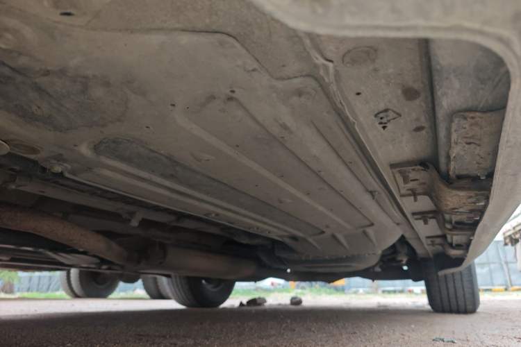 Used Hyundai Santa Fe 2013 2.4L Automatic Two-Wheel Drive Smart Version Chassis Front Left