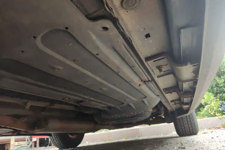 Used Hyundai Santa Fe 2013 2.4L Automatic Two-Wheel Drive Smart Version Chassis Front Left