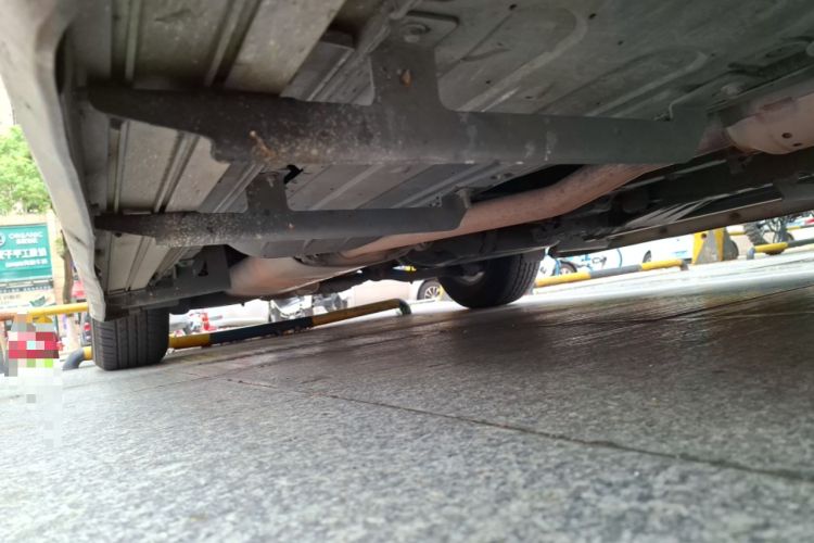 Used Hyundai Santa Fe 2013 2.4L Automatic Two-Wheel Drive Smart Version Chassis Front Right