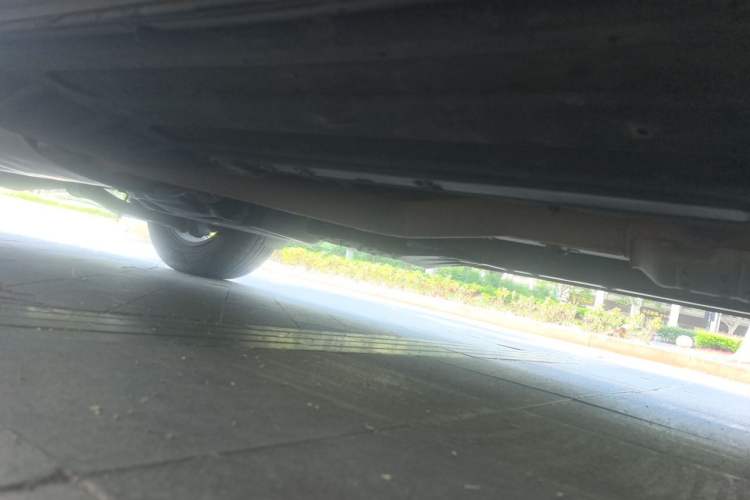 Used Hyundai Santa Fe 2013 2.4L Automatic Two-Wheel Drive Smart Version Chassis Front Right