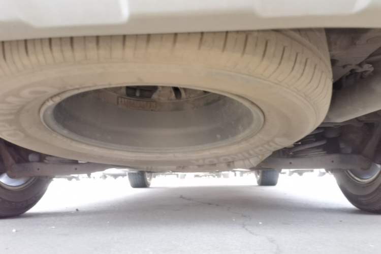 Used Hyundai Santa Fe 2013 2.4L Automatic Two-Wheel Drive Smart Version Chassis Rear
