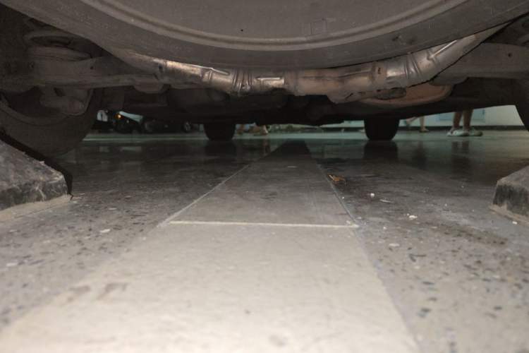 Used Hyundai Santa Fe 2013 2.0T Automatic All-Wheel Drive Top Trim Chassis Rear