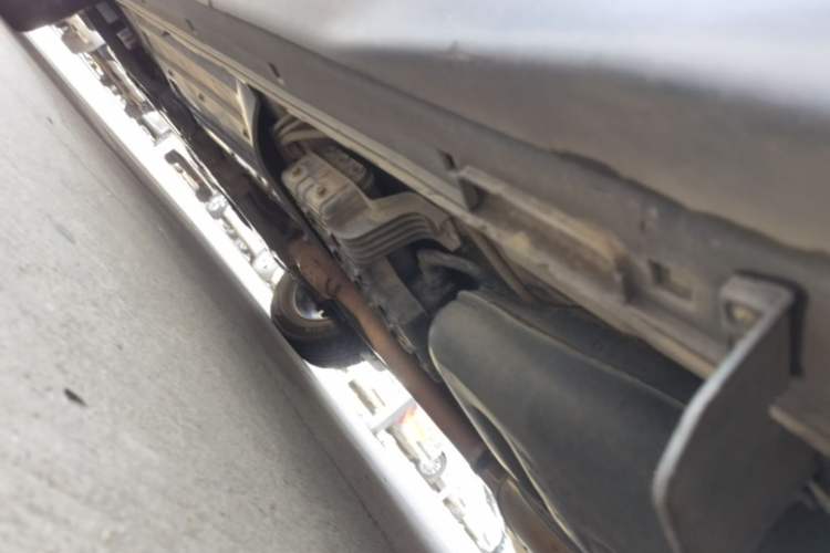 Used Hyundai Santa Fe 2013 2.4L Automatic Two-Wheel Drive Smart Version Chassis Rear Left