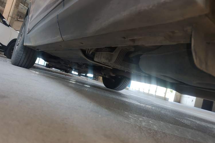 Used Hyundai Santa Fe 2013 2.4L Automatic Two-Wheel Drive Smart Version Chassis Rear Left