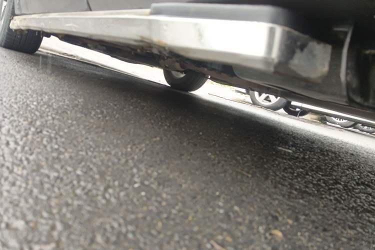 Used Hyundai Santa Fe 2013 2.4L Automatic Two-Wheel Drive Smart Version Chassis Rear Left