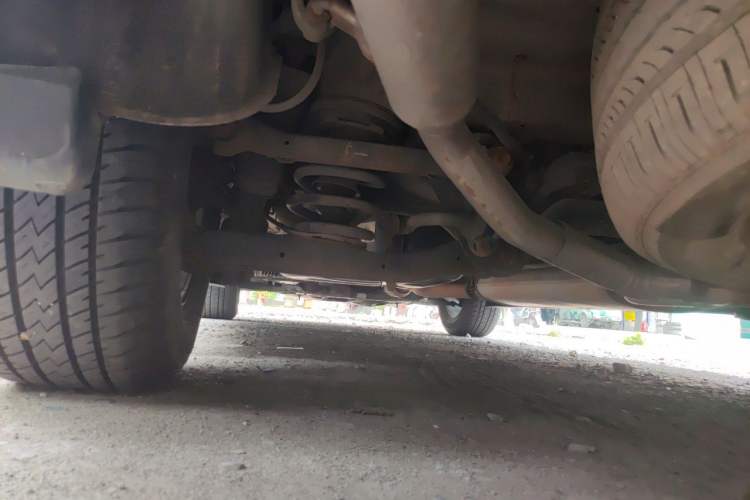 Used Hyundai Santa Fe 2013 2.4L Automatic Two-Wheel Drive Smart Version Chassis Rear Left