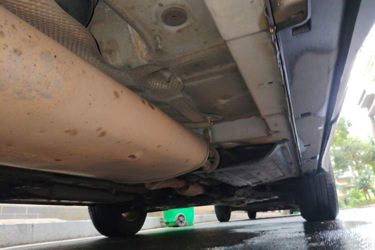 Used Hyundai Santa Fe 2013 2.4L Automatic Two-Wheel Drive Smart Version Chassis Rear Right