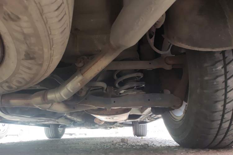 Used Hyundai Santa Fe 2013 2.4L Automatic Two-Wheel Drive Smart Version Chassis Rear Right