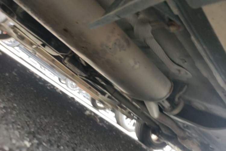 Used Hyundai Santa Fe 2013 2.4L Automatic Two-Wheel Drive Smart Version Chassis Rear Right