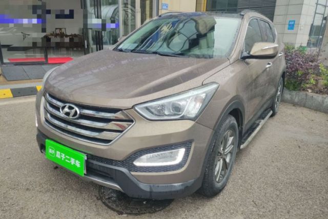 Used Hyundai Santa Fe 2013 2.4L Automatic Two-Wheel Drive Smart Version