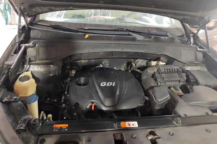Used Hyundai Santa Fe 2013 2.4L Automatic Two-Wheel Drive Smart Version Engine Bay