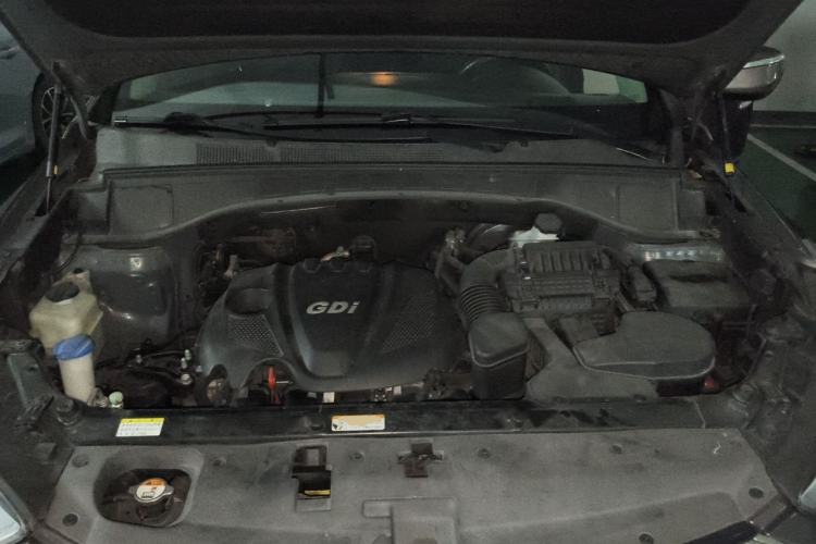 Used Hyundai Santa Fe 2013 2.4L Automatic Two-Wheel Drive Smart Version Engine Bay