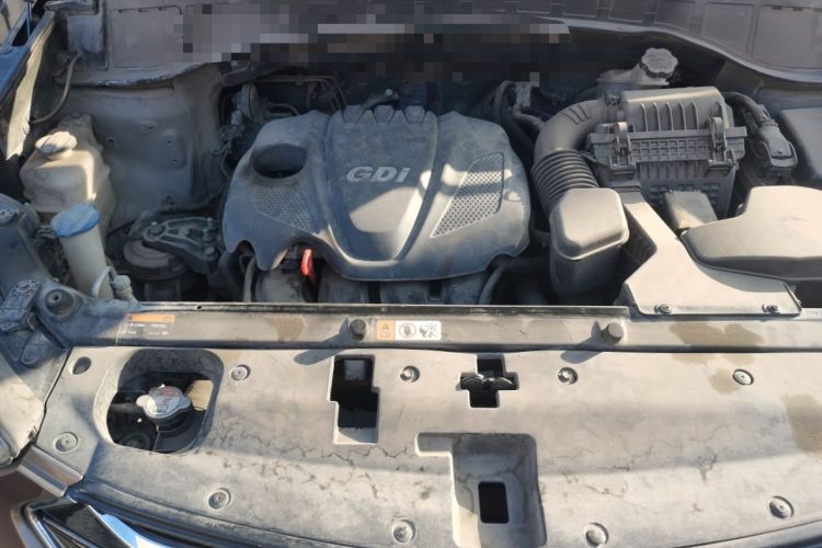 Used Hyundai Santa Fe 2013 Revised Version 2.4L Automatic All-Wheel Drive Luxury Trim Engine Bay