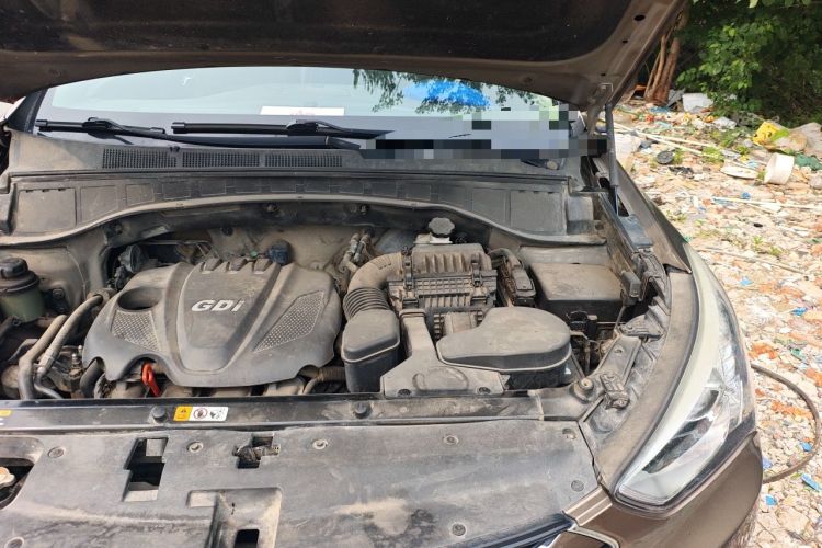 Used Hyundai Santa Fe 2013 2.4L Automatic 2WD Comfort Edition Engine Bay Left