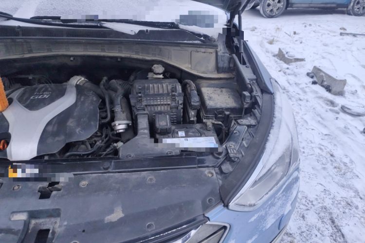 Used Hyundai Santa Fe 2013 2.0T Automatic All-Wheel Drive Prestige Version Engine Bay Left
