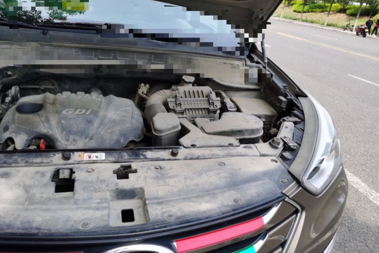 Used Hyundai Santa Fe 2013 2.4L Automatic 2WD Comfort Edition Engine Bay Left