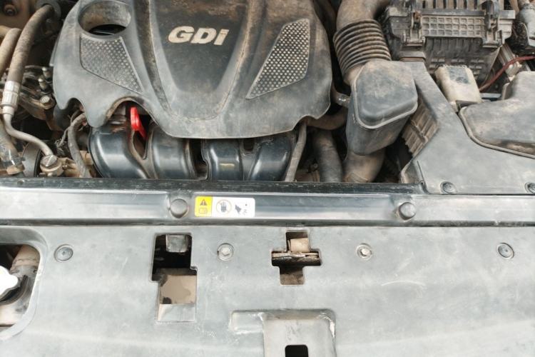 Used Hyundai Santa Fe 2013 2.4L Automatic 2WD Comfort Edition Engine Bay