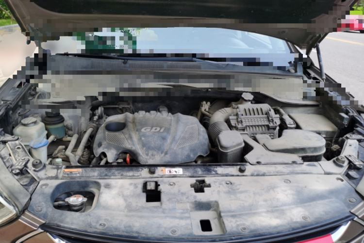 Used Hyundai Santa Fe 2013 2.4L Automatic 2WD Comfort Edition Engine Bay