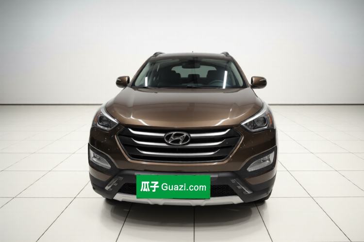 Used Hyundai Santa Fe 2013 2.4L Automatic Two-Wheel Drive Smart Version Exterior 1