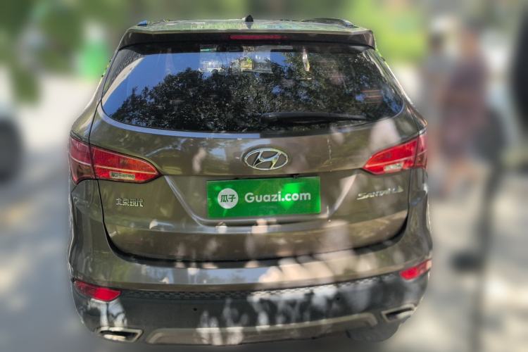 Used Hyundai Santa Fe 2013 2.4L Automatic Two-Wheel Drive Smart Version Exterior 4