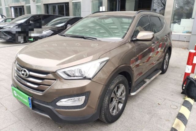 Used Hyundai Santa Fe 2013 2.4L Automatic 2WD Comfort Edition