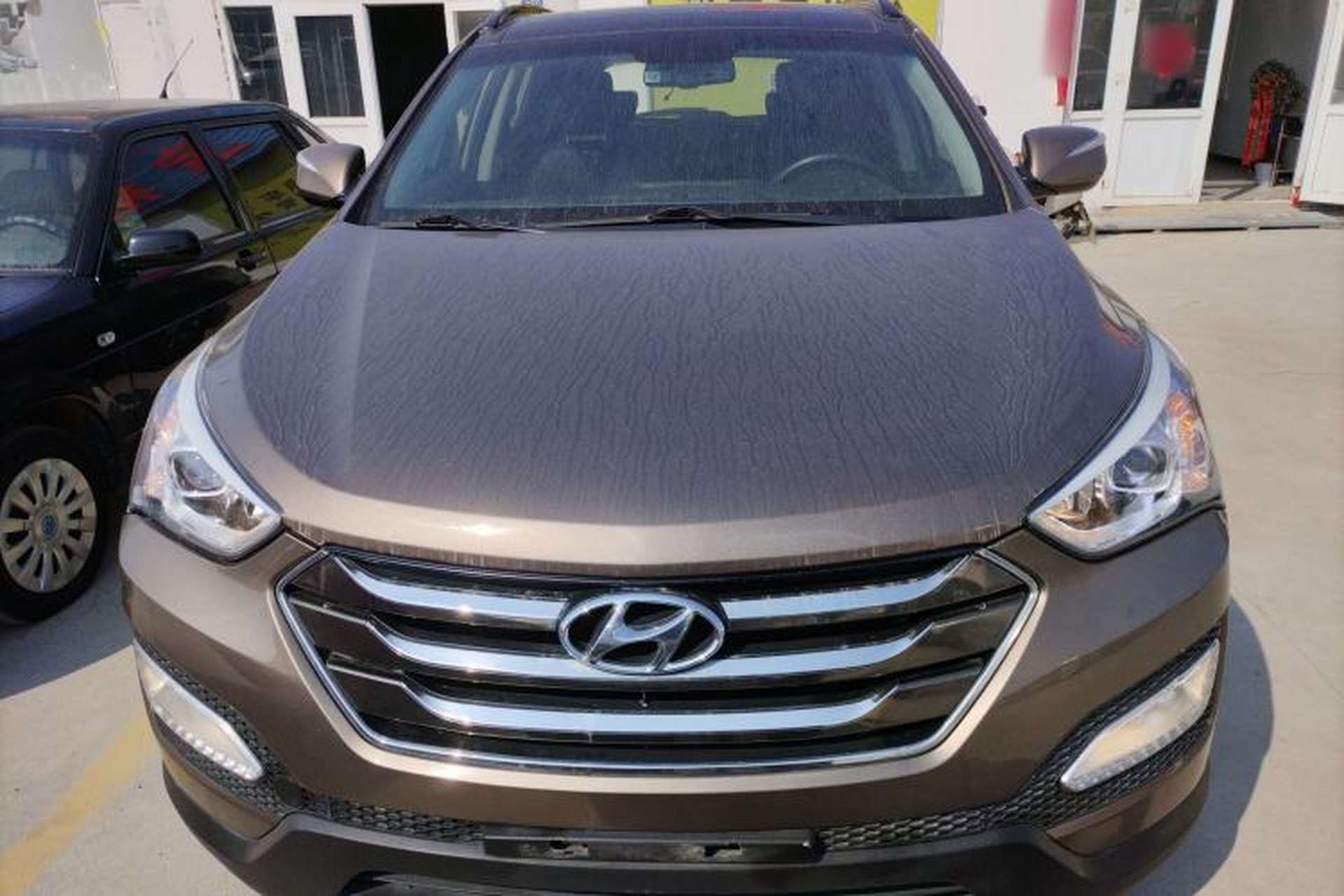 Used Hyundai Santa Fe 2013 2.4L Automatic Two-Wheel Drive Smart Version Front