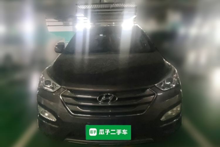 Used Hyundai Santa Fe 2013 2.4L Automatic 2WD Comfort Edition Front