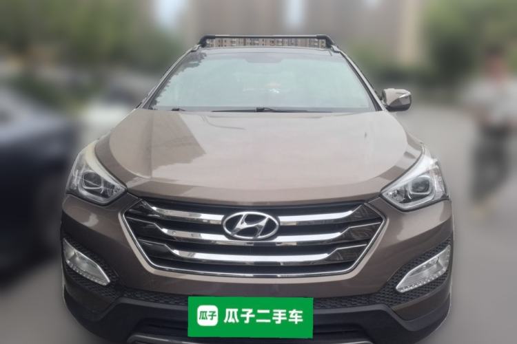 Used Hyundai Santa Fe 2013 2.4L Automatic 4x4 Smart Version Front