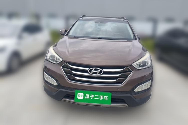 Used Hyundai Santa Fe 2013 2.0T Automatic All-Wheel Drive Top Trim Front