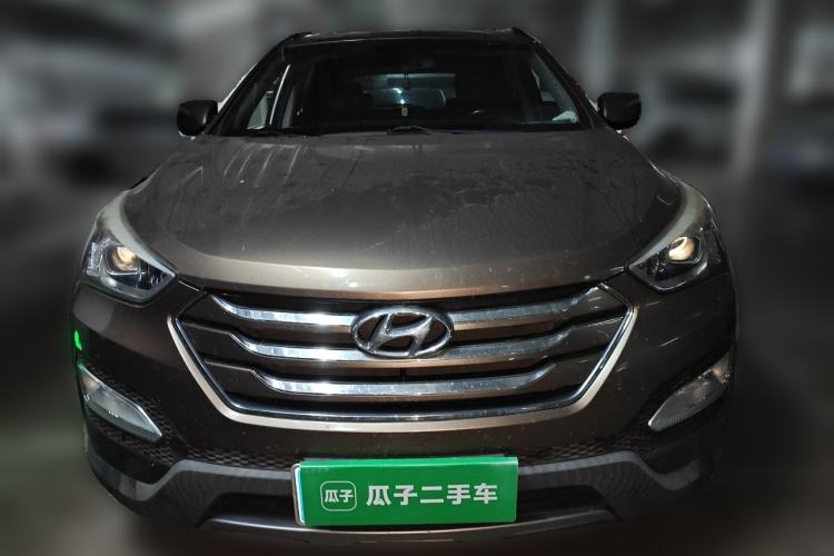 Used Hyundai Santa Fe 2013 2.4L Automatic 2WD Comfort Edition Front
