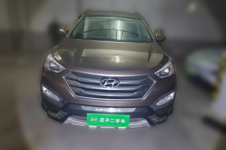 Used Hyundai Santa Fe 2013 2.4L Automatic 4x4 Prestige Edition Front