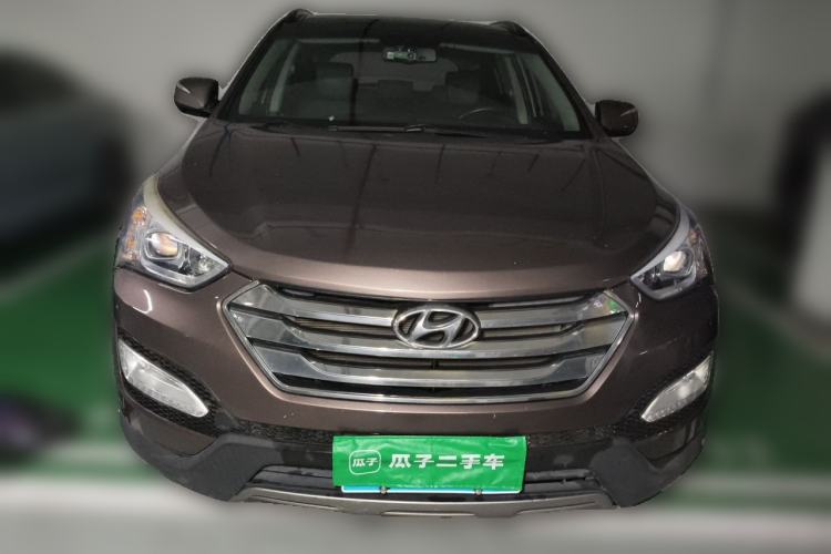 Used Hyundai Santa Fe 2013 2.4L Automatic Two-Wheel Drive Smart Version Front