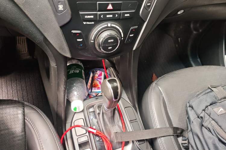 Used Hyundai Santa Fe 2013 Revised Version 2.4L Automatic All-Wheel Drive Smart Type Gear Lever