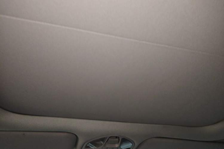 Used Hyundai Santa Fe 2013 2.4L Automatic Two-Wheel Drive Smart Version Headliner